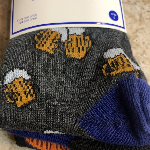 NWT Sock Hub Crew Socks - 3 Pack - Picture 3 of 4